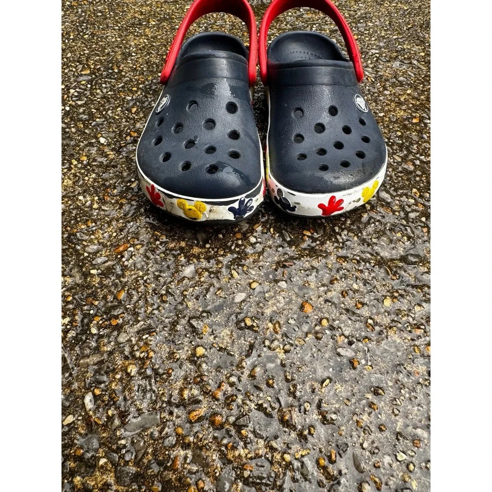 Mickey Disney crocs‎